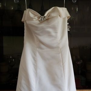 Saisons Blanche Couture  Bridal Gown